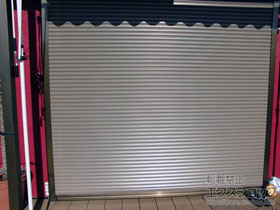 の窓シャッター リフォームシャッター イタリヤ リモコン電動式 施工例