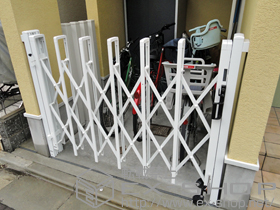 のカーゲート トリップゲート RB型 ノンレール 片開き 18S 施工例