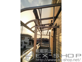 のバルコニー・ベランダ屋根 プレシオステラス R型 屋根タイプ 単体 積雪〜20cm対応+吊り下げ式物干し　標準 施工例