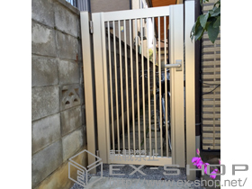 の門扉 エクスライン門扉13型 片開き 門柱使用 施工例