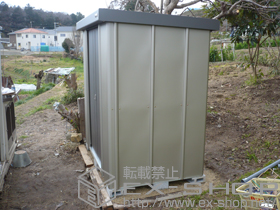 の物置・屋外倉庫 エスケーセブン SK7-70 一般型(SK7-70)＋棚板棚柱セット 施工例