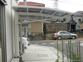 のカーポート レイナポートREグラン 前下がり 耐風圧強度仕様 積雪〜20cm対応 施工例