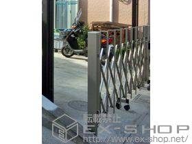 のカーゲート トリップゲート RA型 ノンレール 両開き 54W(27S+27M) 施工例