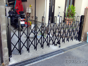 のカーゲート トリップゲート RB型 ノンレール 片開き 35S 施工例