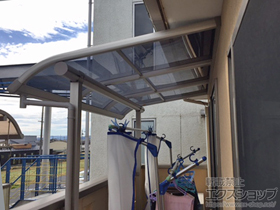 のバルコニー・ベランダ屋根 プレシオステラス R型 屋根タイプ 単体 積雪〜20cm対応 施工例