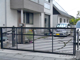のカーゲート ワイドオーバードアS1型 電動式 42-12 施工例