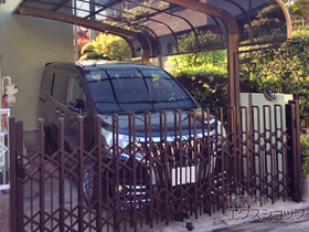 のカーゲート トリップゲート ペットガード型 ノンレール 片開き 33S 施工例