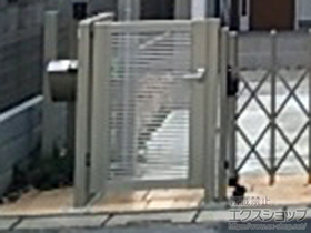 の門扉 エクスライン門扉1型 片開き　門柱使用 施工例