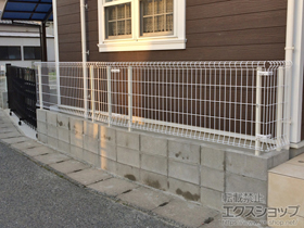 のフェンス・柵 イーネットフェンス 2F型 自由柱施工 施工例