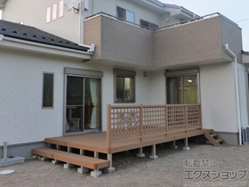 のウッドデッキ リウッドデッキ200＋段床セット 片側面タイプ 1段＋リウッドステップ5型 Sタイプ2段＋リウッドデッキフェンス1型 井桁格子 施工例