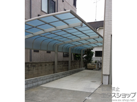 のカーポート レイナキャップポートグラン 縦連棟　積雪〜20cm対応＋着脱式ｻﾎﾟｰﾄ 標準・ﾊｲﾙｰﾌ兼用 2本入り×2ｾｯﾄ 施工例