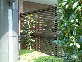 のフェンス・柵 ライシスフェンス 3型 太横桟 アルミ多段柱使用 施工例