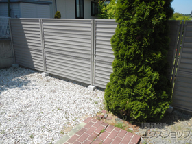 のフェンス・柵 めかくし塀V型 通風 高尺タイプ 施工例