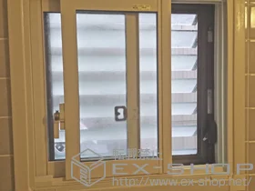 LIXIL ���N�V��(�g�X�e��)�̓����E��d�� �C���v���X �_�X�g�o���A�d�l ���Ⴂ��(�����d�l) ���j�b�g�o�X�[�܂� 2���� �{�H��