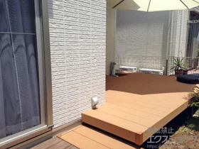 YKKAP�̃E�b�h�f�b�L ���E�b�h�f�b�L200�{�Ɨ������E�b�h�X�e�b�v2�^ �{�H��