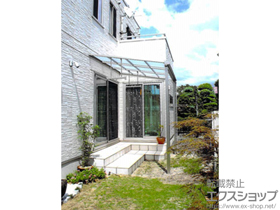 のテラス屋根 ライザーテラスII F型 テラスタイプ 単体 積雪〜20cm対応＋吊り下げ物干し 標準2本入り×1セット 施工例