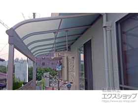 のテラス屋根 ヴェクターテラス R型 テラスタイプ 単体 積雪〜20cm対応＋吊り下げ式物干し 標準 2本入×1 施工例