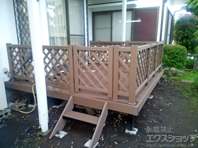 のウッドデッキ リウッドデッキ200＋リウッドステップ5型 Sタイプ1段＋リウッドデッキフェンス/門扉2型 ラチス格子 施工例