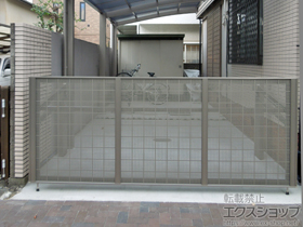 のカーゲート オーバードアS7型 手動式 施工例