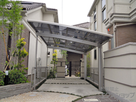 のカーポート カーブポートシグマIII 積雪〜20cm対応＋着脱式サポート 標準仕様 1本入り×2セット 施工例