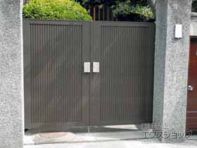 の門扉 ライシス門扉6型 両開き 柱使用 施工例