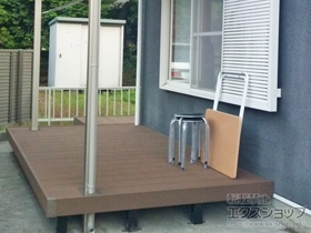 のウッドデッキ リウッドデッキ 200＋75角テラス用柱カバー　柱2本分 施工例