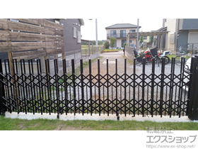 のカーゲート トリップゲート ペットガード型 ノンレール 片開き 施工例