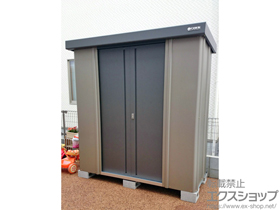 の物置・屋外倉庫 エスケーセブン SK7-50 一般型（SK7-50）＋オプション　棚板 施工例