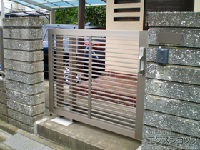 の門扉 アーキスライドA型 片引き(左引き) 施工例