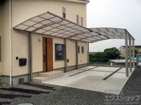 のカーポート レイナポートグラン 縦連棟+延長 M合掌　積雪〜20cm対応 施工例