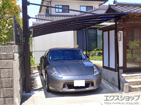 のカーポート クイックポートV型 積雪〜20cm対応＋収納式サポート 2本入り×1セット 施工例