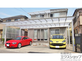 のカーポート アーキデュオ ワイド 3台用 積雪〜20cm対応＋サイドパネル 施工例