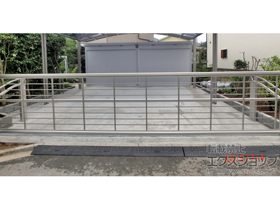 のカーゲート ルシアスアップゲートワイド 1型 横格子 手動 施工例