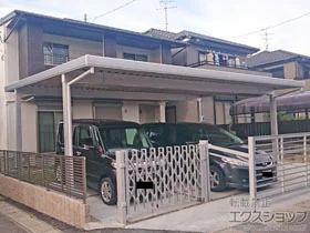 LIXIL リクシル(トステム)のカーポート テリオスポートIII 900 3台用 角柱4本仕様 積雪~30cm対応 施工例