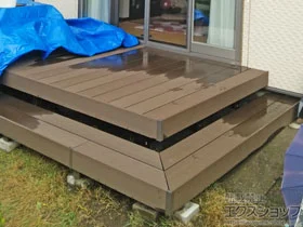 LIXIL ���N�V��(TOEX)�̃E�b�h�f�b�L ����y�X�e�[�W �{�H��