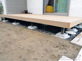 LIXIL ���N�V��(TOEX)�̃E�b�h�f�b�L ����y�X�e�[�W �{�H��