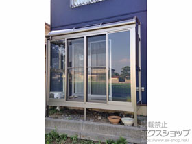 のテラス囲い・サンルーム ほせるんですII R型 3000 床納まり 積雪〜100cm対応+網戸3方／側面付け物干し（標準2本入）＋吊金具セット 施工例