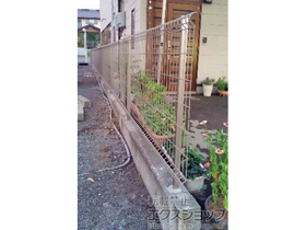 のフェンス・柵 ハイグリッドフェンスN8型 フリーポールタイプ 施工例