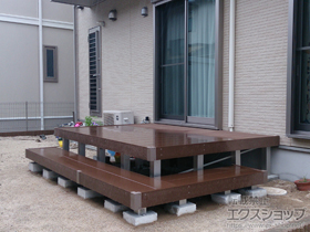 のウッドデッキ リウッドデッキ 200＋段床セット 正面・片側面タイプ(1段) 施工例