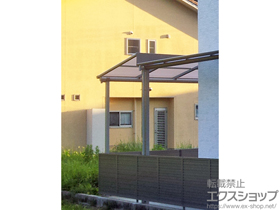 のテラス屋根 プレシオステラス F型 テラスタイプ 連棟 積雪〜20cm対応+吊下げ物干し 標準 2本入 施工例