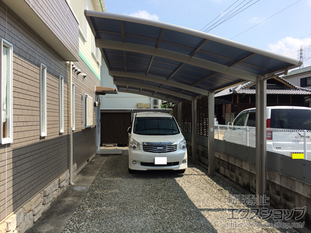 の物置・屋外倉庫 エルモコンビ 一般型（ LMD-2218+LKD1818 MR ） 施工例