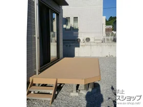 YKKAPのウッドデッキ リウッドデッキ 200＋リウッドステップ5型 Sタイプ(2段) 施工例