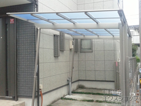 のカーポート ネスカF (フラットスタイル) 積雪〜20cm対応＋着脱式サポート 標準柱 施工例