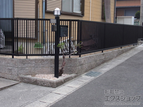 のフェンス・柵 エクスラインフェンス13型 自由柱施工 施工例