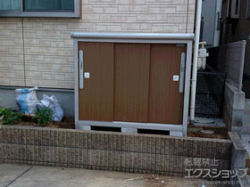 の物置・屋外倉庫 エスモ 一般型（ESD-1307YGL WB） 施工例