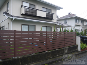 のフェンス・柵 マイティウッド 横貼り 120サイズ すき間20ｍｍ 施工例