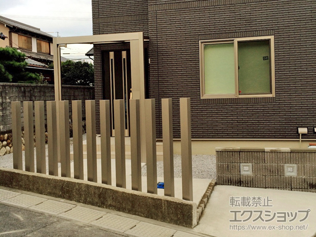 のフェンス・柵 デザイナーズパーツ 枕木材 施工例