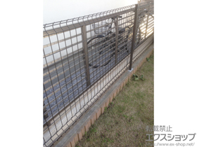 のフェンス・柵 ハイグリッドフェンスUF8型 フリーポールタイプ 施工例