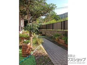 LIXIL リクシル(TOEX)のフェンス プレスタフェンス8型 フリーポールタイプ 施工例