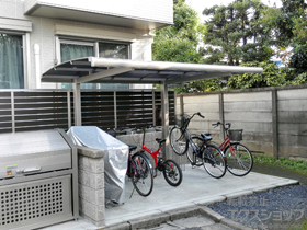 のサイクルポート・駐輪場 フーゴAミニ (アーチスタイル) 積雪〜20cm対応 施工例